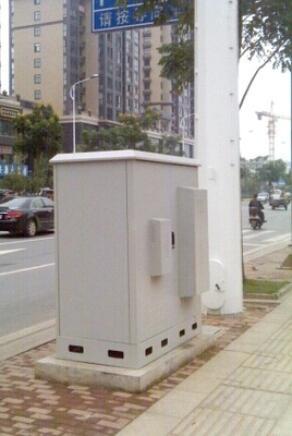 China Armário exterior da rua com condicionador de ar, compartimento de bateria, compartimento do equipamento fornecedor