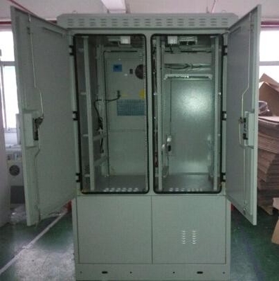 China Armário integrado exterior das telecomunicações, compartimento superior do equipamento, mais baixo compartimento de bateria fornecedor