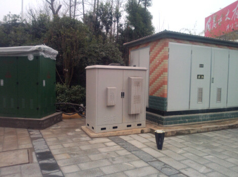 China IP55 telecomunicações exteriores armário, armário da rua, 1600mm×800mm x 2000mm, estação base das telecomunicações fornecedor