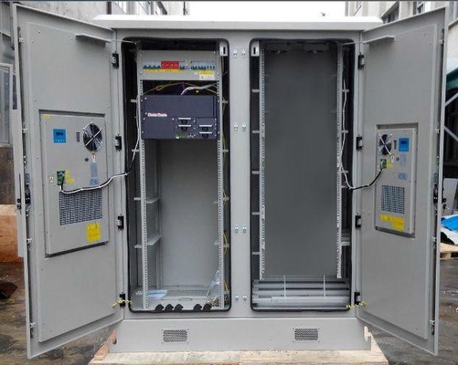 China DDTE039, armário exterior de aço galvanizado das telecomunicações com condicionador de ar, 19&quot; cremalheira fornecedor