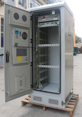 China armário exterior quakeproof das telecomunicações com condicionador de ar e única camada fornecedor
