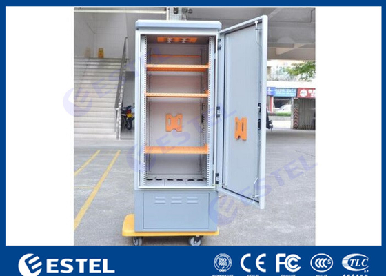 China Armário exterior termostático revestido das telecomunicações do anti pó da corrosão IP55 com acesso traseiro dianteiro fornecedor