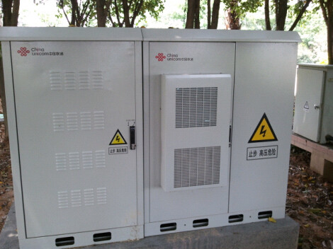 Armário integrado exterior das telecomunicações IP55, com bateria, equipamento, compartimento do MDF fornecedor