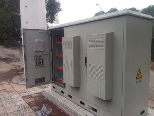 Armário exterior das telecomunicações, armário exterior da rua, armário para a área remota, IP55 fornecedor