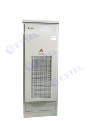 Armário de poder exterior de aço isolado calor da única parede com condicionador de ar da C.C., unidade de distribuição de poder feito-à-medida fornecedor