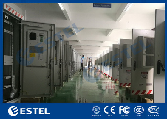 Aço galvanizado IP55 exterior do armário das telecomunicações do acesso dianteiro com PDU de UPS fornecedor