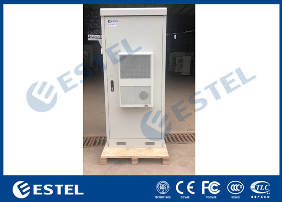Fechamento de três pontos Dustproof impermeável galvanizado do armário exterior dobro de aço das telecomunicações da parede IP55 fornecedor