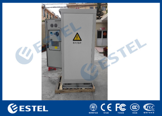 Armário exterior do equipamento do sistema de refrigeração do condicionador de ar IP55 que inclui 19&quot; cremalheira fornecedor