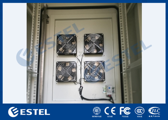 Parede dobro armário exterior de aço galvanizado das telecomunicações com os quatro ventiladores de refrigeração fornecedor