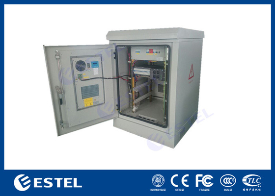Uns condicionador de ar de Front Door 600W e DC48V ventilam o fechamento contra-roubo galvanizaram o armário exterior de aço fornecedor
